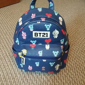 bt21 small backpack